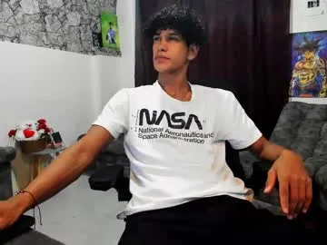 chloewildd – webcam model profile photo Image 4