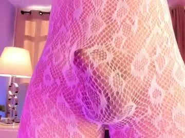 space_boys18 – webcam model profile photo Image 9