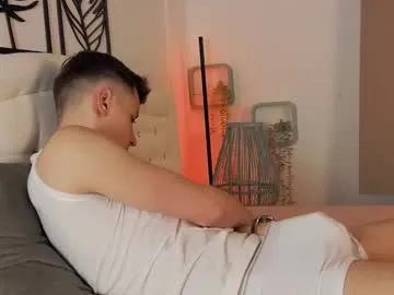 nagi_112 – webcam model profile photo Image 5