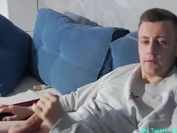 nagi_112 – webcam model profile photo Image 9