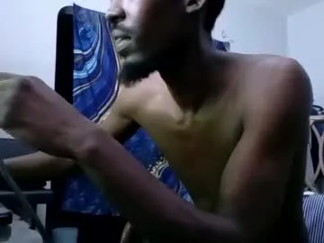 YU-KI00 – webcam model profile photo Image 19