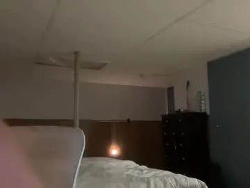 Runarunapi – webcam model profile photo Image 2