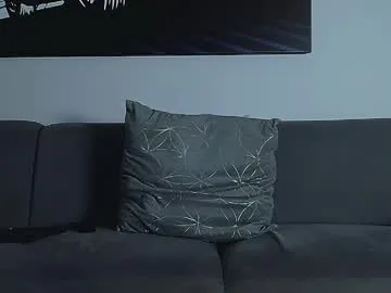 travonidas – webcam model profile photo Image 17