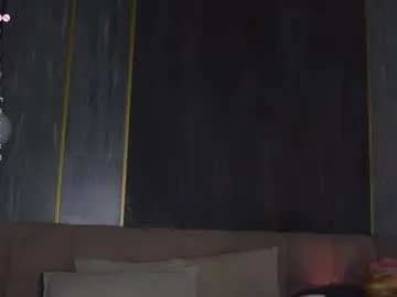 Runarunapi – webcam model profile photo Image 11