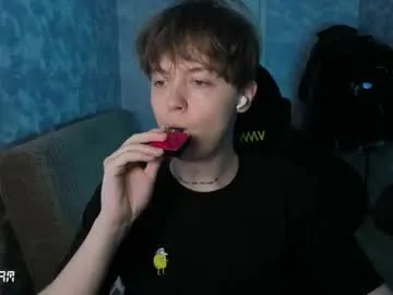 travonidas – webcam model profile photo Image 11