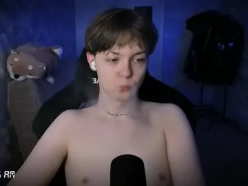 travonidas – webcam model profile photo Image 7