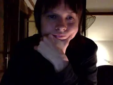 monika_reed1 – webcam model profile photo Image 6