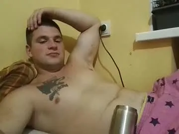 crismens – webcam model profile photo Image 9