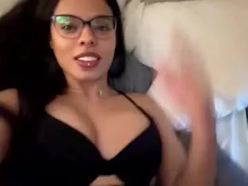 chloewildd – webcam model profile photo Image 3