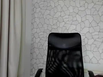 heey_nick – webcam model profile photo Image 4