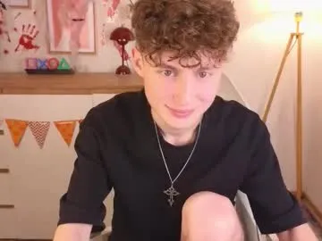 travonidas – webcam model profile photo Image 4