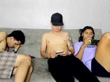 mon1_day – webcam model profile photo Image 5