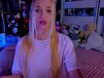 _Alice_1 – webcam model profile photo Image 8