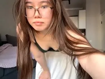 Runarunapi – webcam model profile photo Image 17