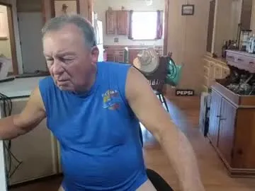 aviebby – webcam model profile photo Image 12