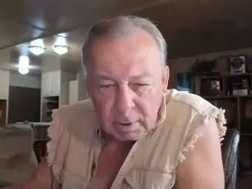 aviebby – webcam model profile photo Image 15