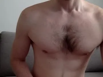 Runarunapi – webcam model profile photo Image 3