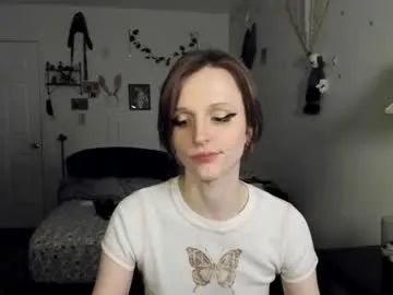 emyii – webcam model profile photo Image 6