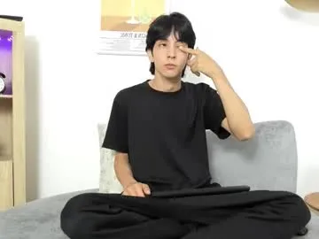 koreanboy2341 – webcam model profile photo Image 14