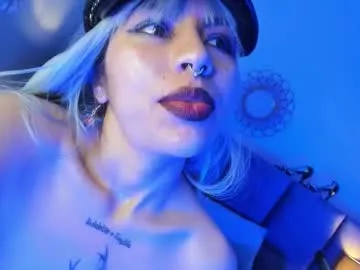 _Alice_1 – webcam model profile photo Image 15