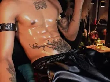 Yaya--728 – webcam model profile photo Image 13