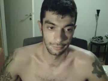 travonidas – webcam model profile photo Image 14