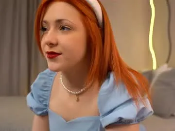 emyii – webcam model profile photo Image 4
