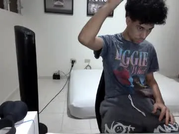 heey_nick – webcam model profile photo Image 9