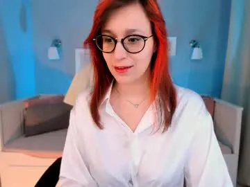 Runarunapi – webcam model profile photo Image 5