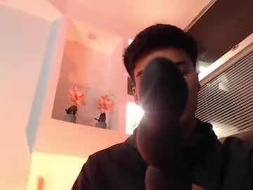 Yaya--728 – webcam model profile photo Image 4