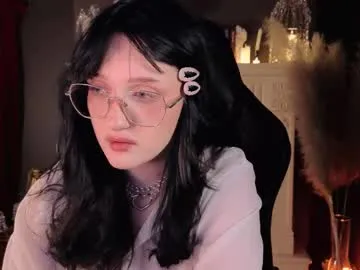 Runarunapi – webcam model profile photo Image 16