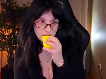 Runarunapi – webcam model profile photo Image 17