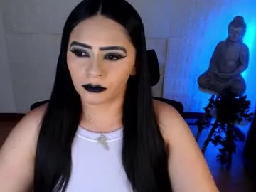 LilyWilder – webcam model profile photo Image 3