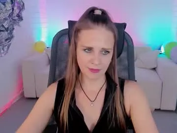 Runarunapi – webcam model profile photo Image 13