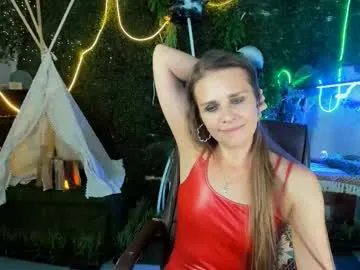 Runarunapi – webcam model profile photo Image 8