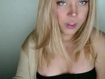 emyii – webcam model profile photo Image 11
