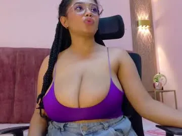 NicoleCut – webcam model profile photo Image 9