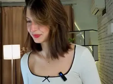 CurlyElisa – webcam model profile photo Image 14