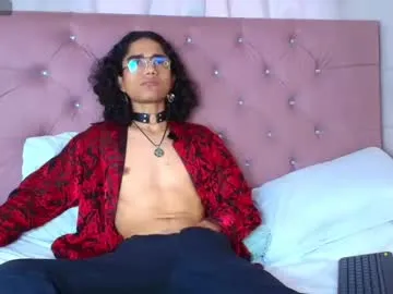 Runarunapi – webcam model profile photo Image 2