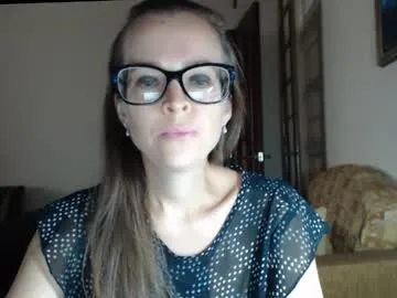 Runarunapi – webcam model profile photo Image 10