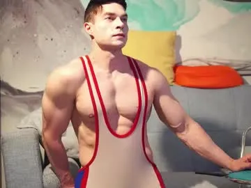 travonidas – webcam model profile photo Image 6