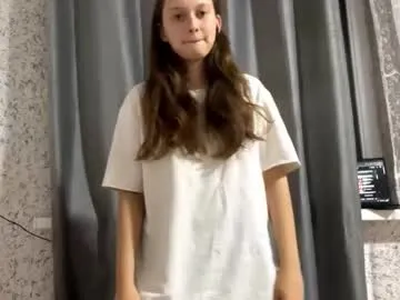 Runarunapi – webcam model profile photo Image 4