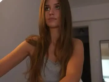 bellacle – webcam model profile photo Image 16