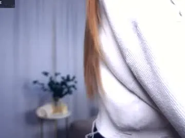 aviebby – webcam model profile photo Image 17