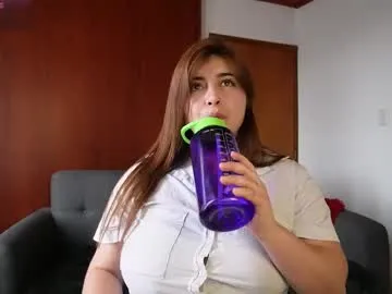 vietwhhore – webcam model profile photo Image 8