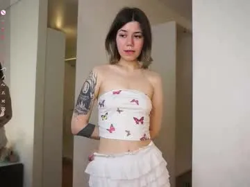 Runarunapi – webcam model profile photo Image 17