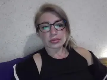 mollyflwers – webcam model profile photo Image 5