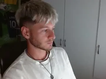 chloewildd – webcam model profile photo Image 10