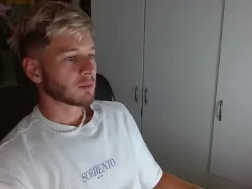 chloewildd – webcam model profile photo Image 12