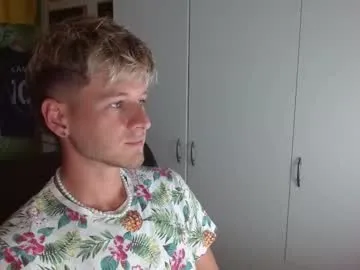 chloewildd – webcam model profile photo Image 2